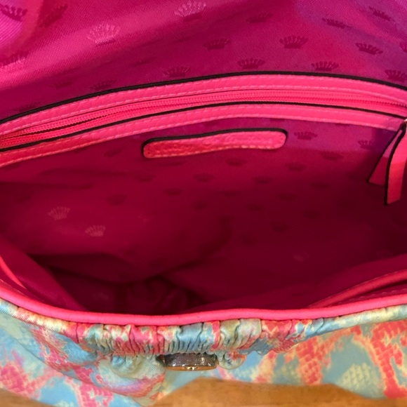 Juicy Couture Neon
Preppy Pink Large
Tunnel Flap Envelope
Cross Body Purse
Y2K. - Picture 9 of 15